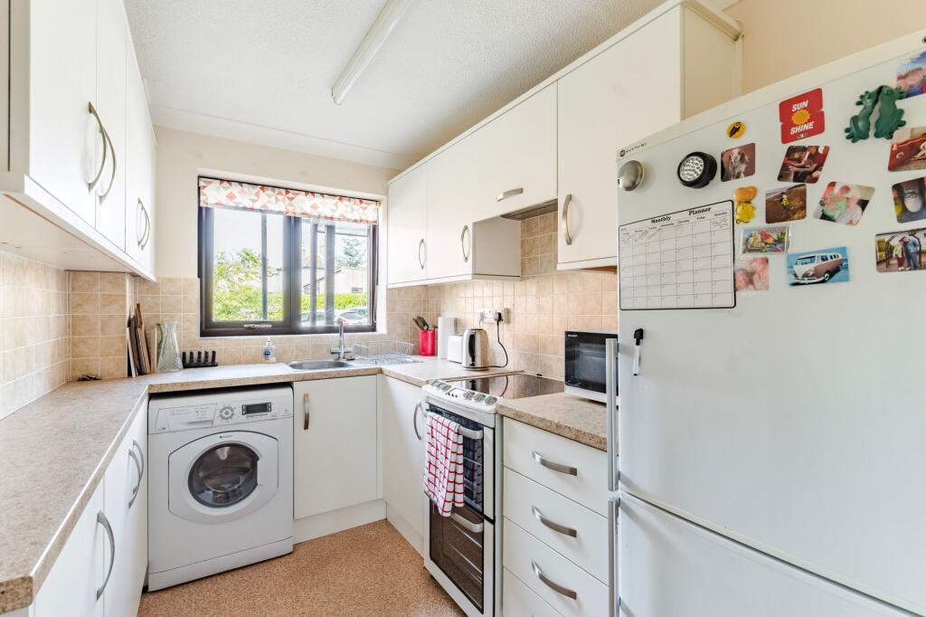 Parkside Court, Diss photo 4