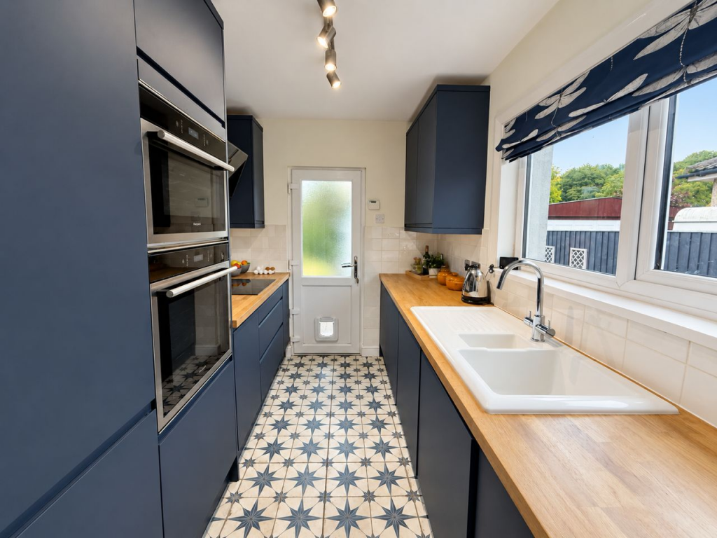 Branksome Drive, Shipley, BD18 photo 4