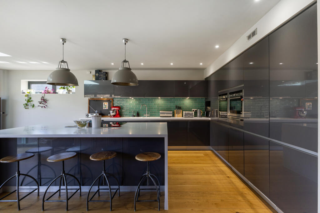 House in Batheaston, Elmhurst Estate - View 5