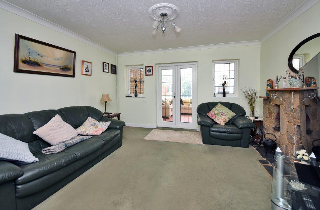 House in Twickenham - View 5