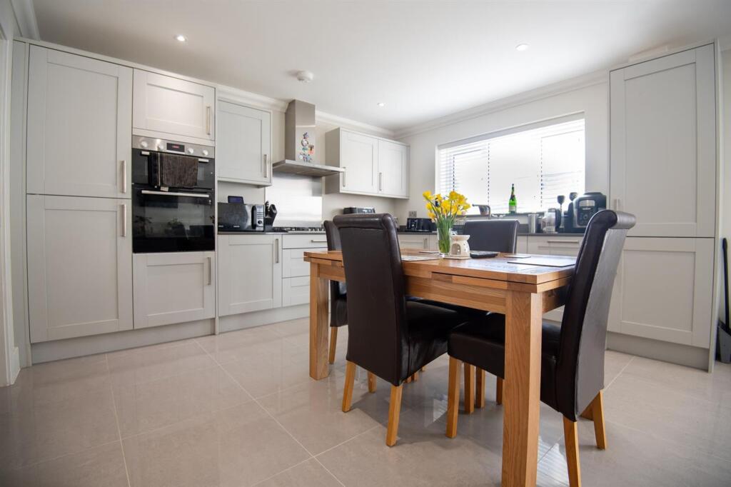 House in Little Harrowden - View 5