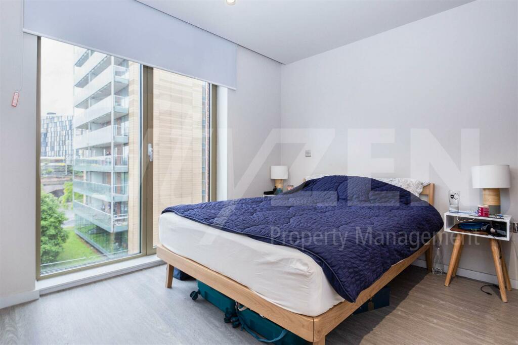 Apartment in Manchester, Hulme - View 4