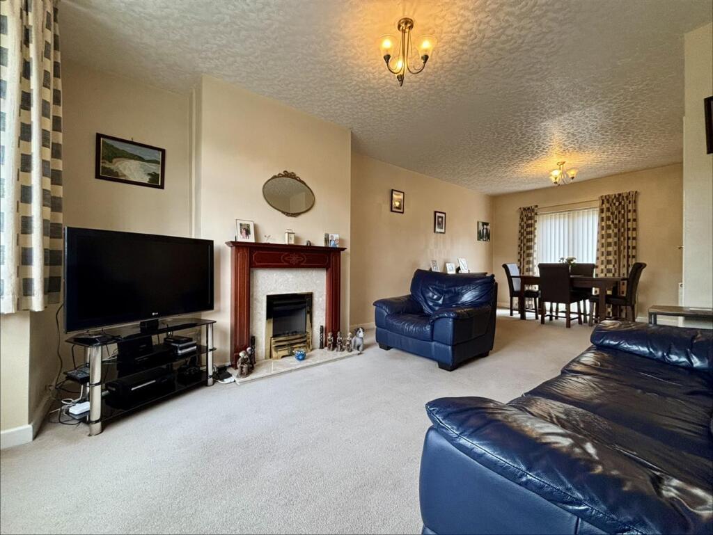 Woodvale Way, Bradford 7 photo 4