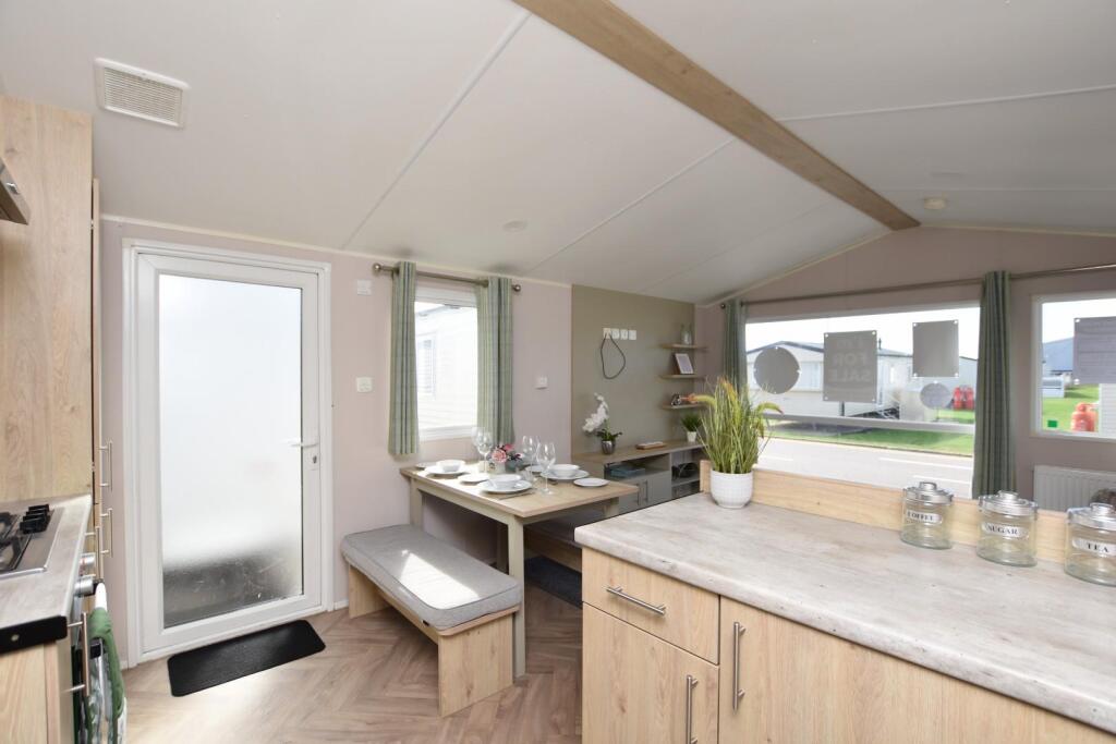 House in Folkestone and Hythe, Dymchurch - View 4
