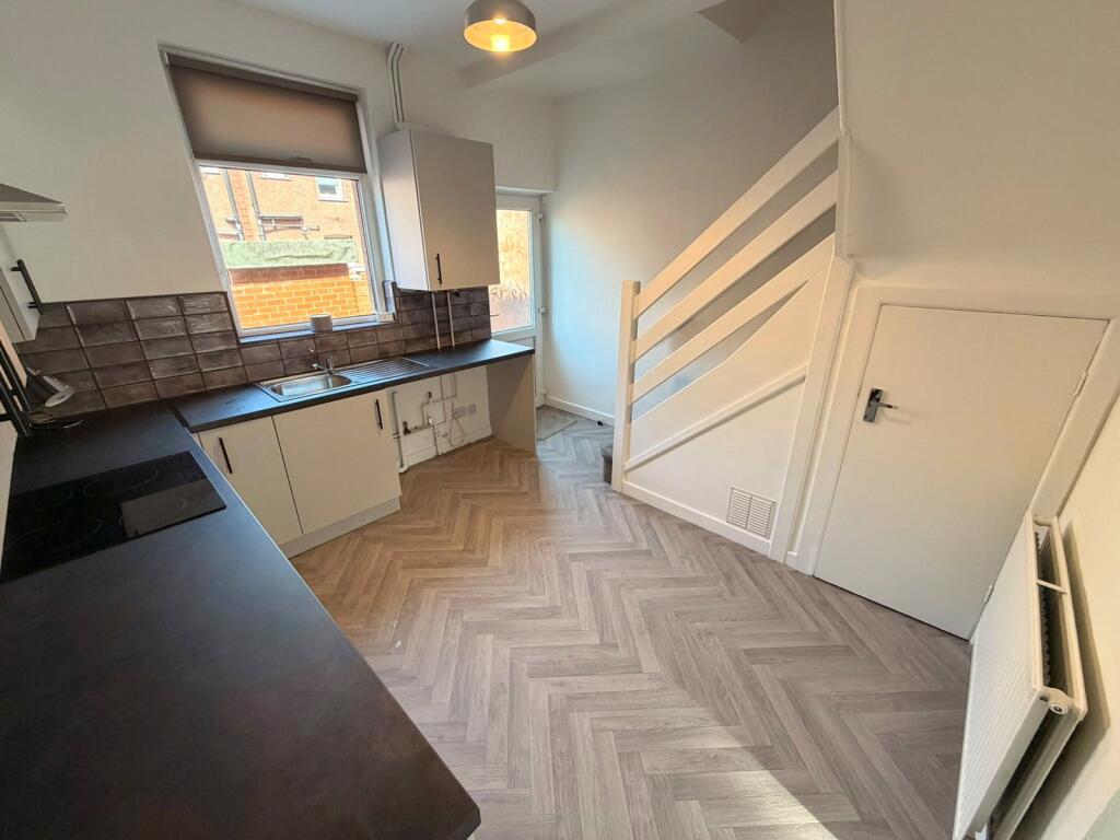 House in Bolton - View 5