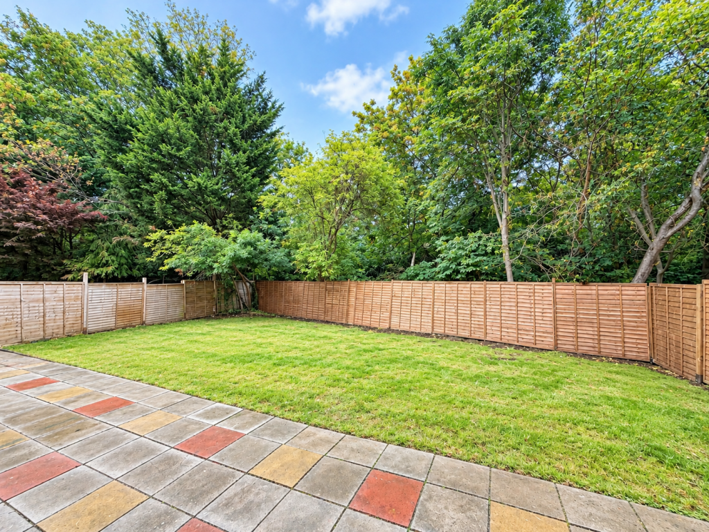 House in London - View 4