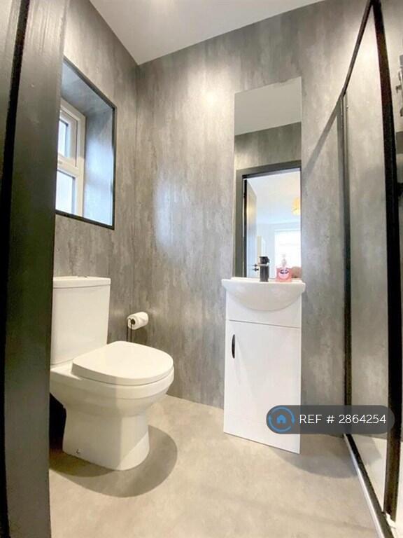 House in Harrogate - View 5