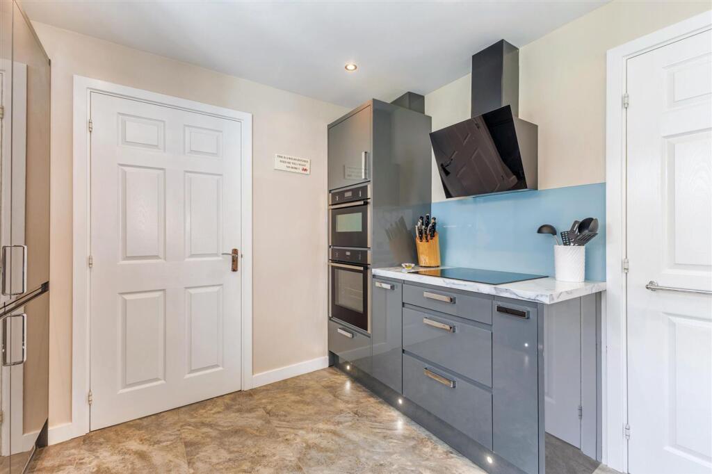 Pardoe Drive, Pershore, WR10 photo 3