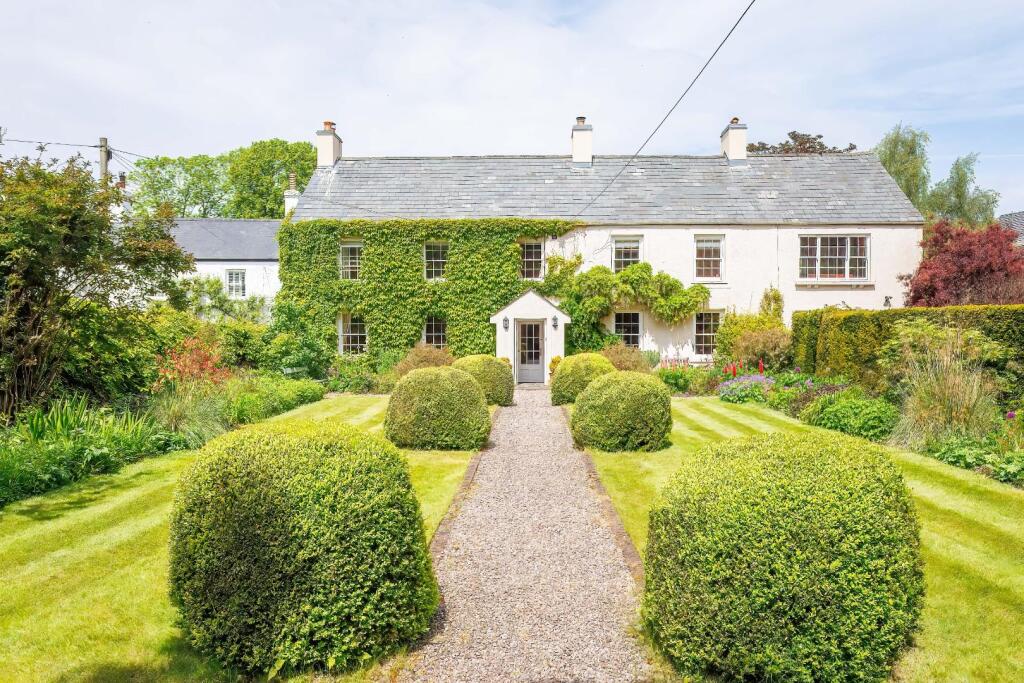 4-bed detached on Llanquian Road, Aberthin, Nr Cowbridge, Vale of Glamorgan,  CF71 7HE, £1,395,000