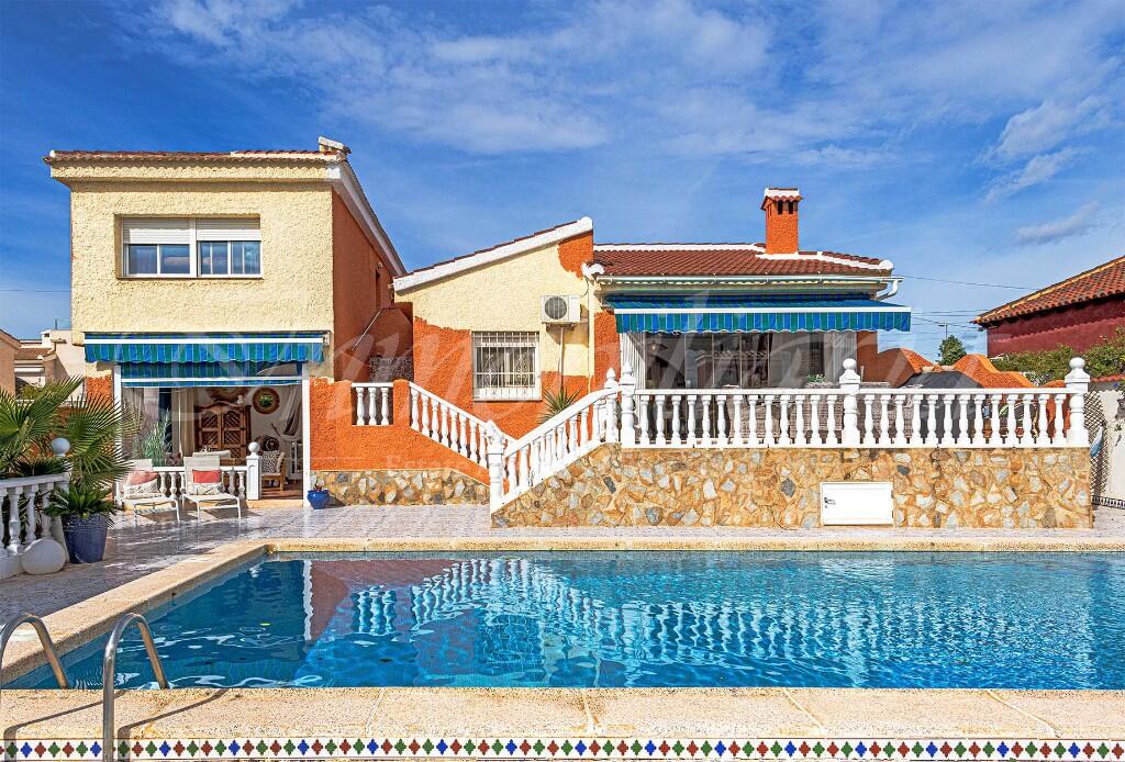 Main image of property: Rojales, Alicante, Valencia