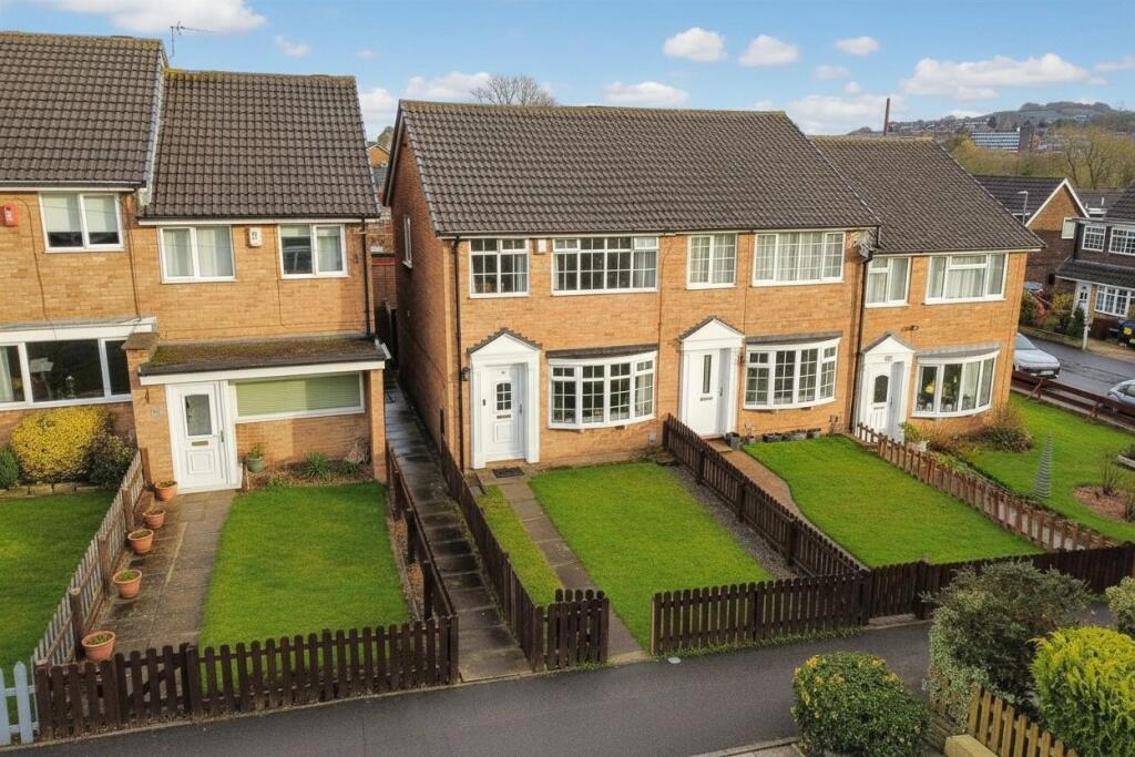 Main image of property: Woodlea Grove, Yeadon, Leeds, LS19 7YT