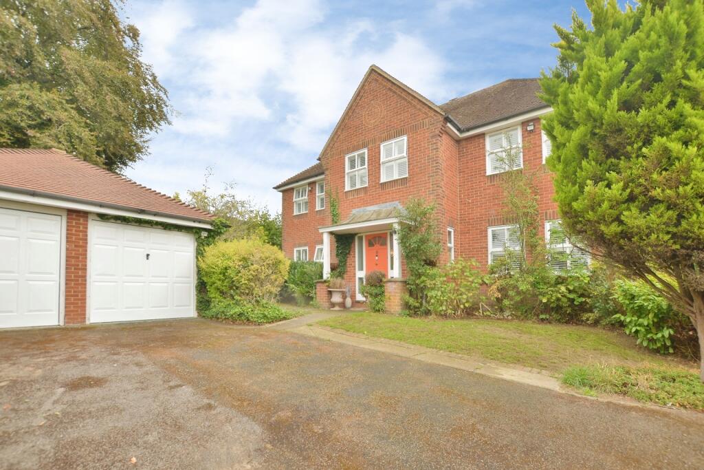 Main image of property: Fountains Close, Willesborough, Ashford, Kent, TN24