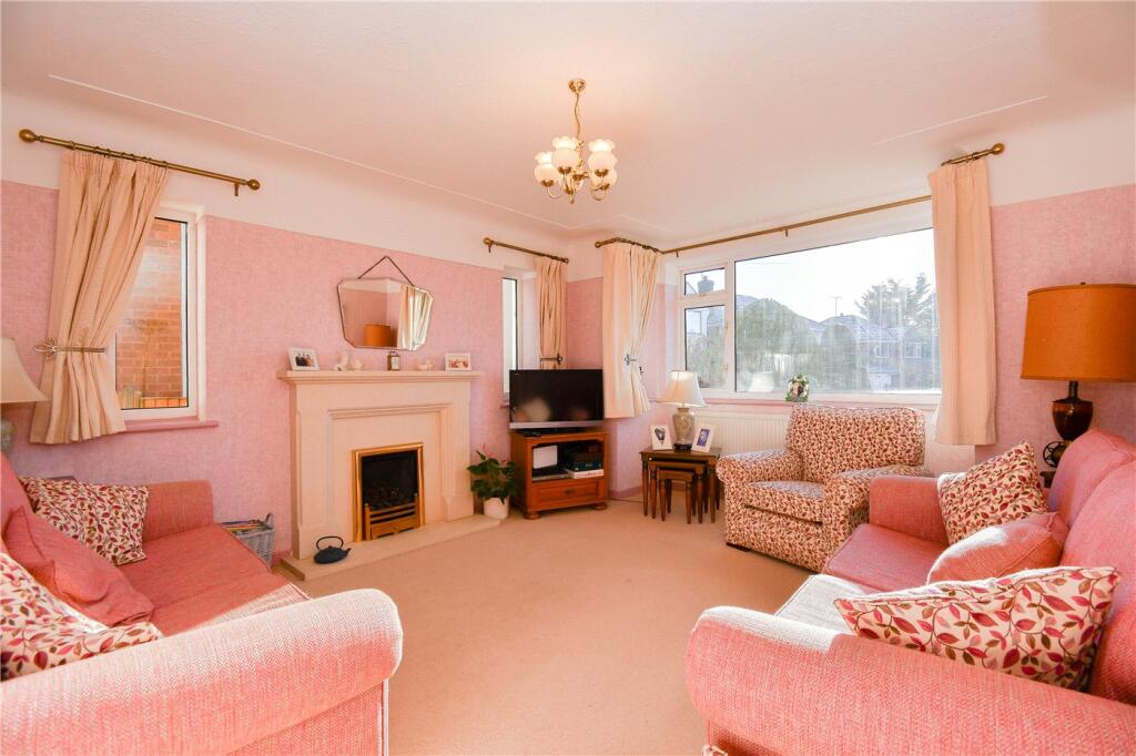 Dee Park Close, Heswall, Wirral photo 2