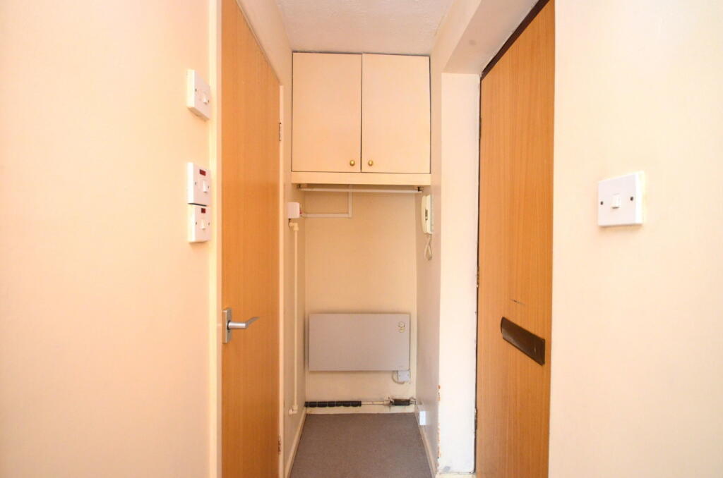 Apartment in Arun, West Barnham - View 5