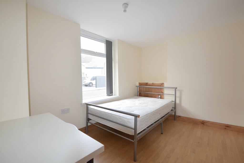 House in Cardiff, Maindy, Cathays - View 5