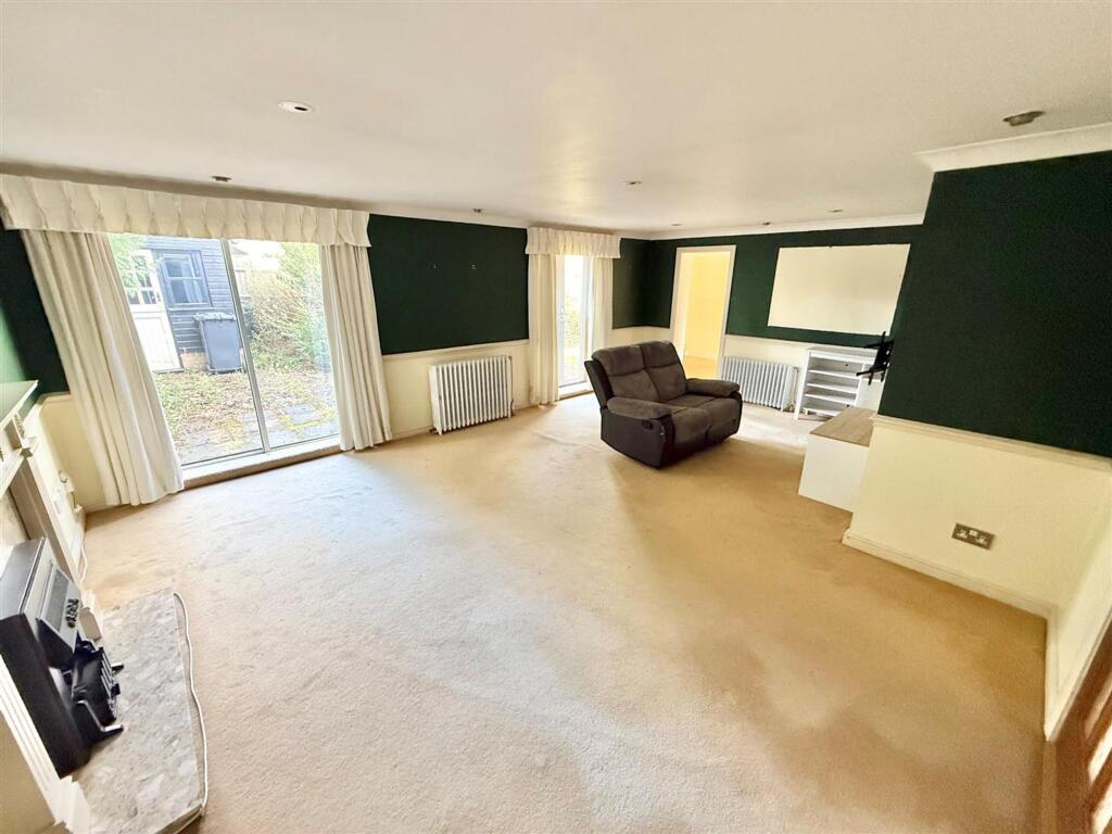 Speedwell Close, Luton, LU3 photo 2