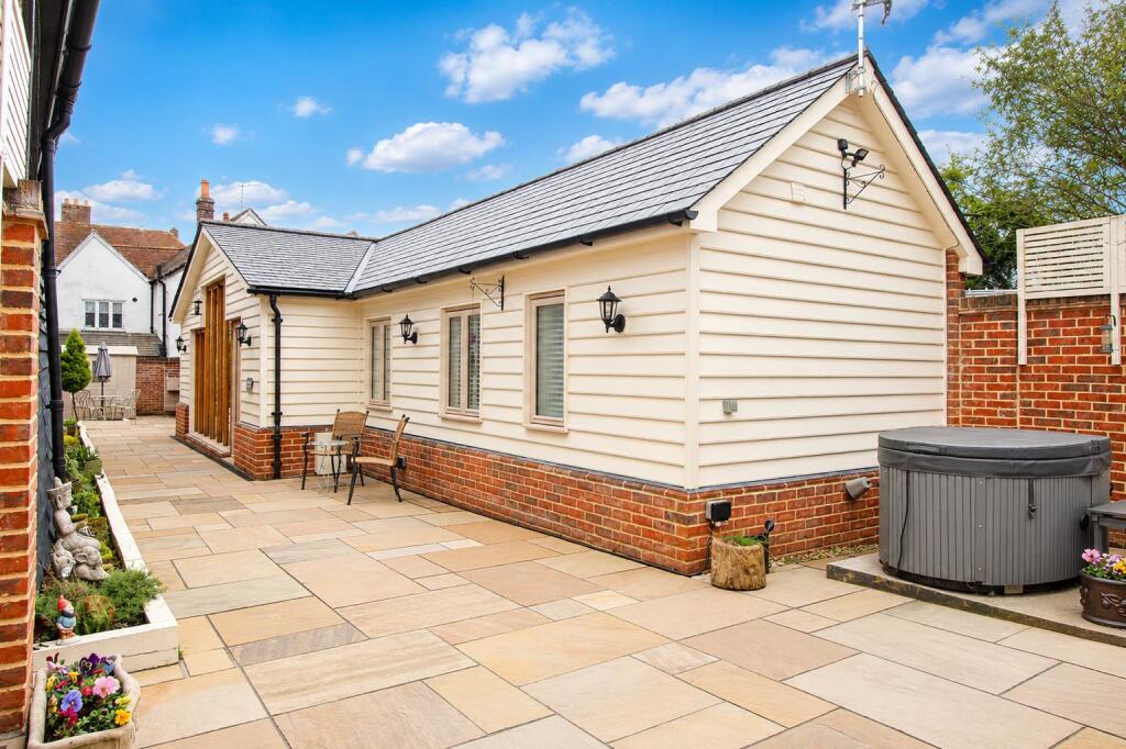 Main image of property: Baldock Road, Buntingford