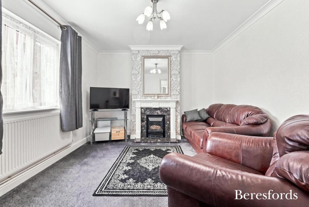 House in Romford - View 4