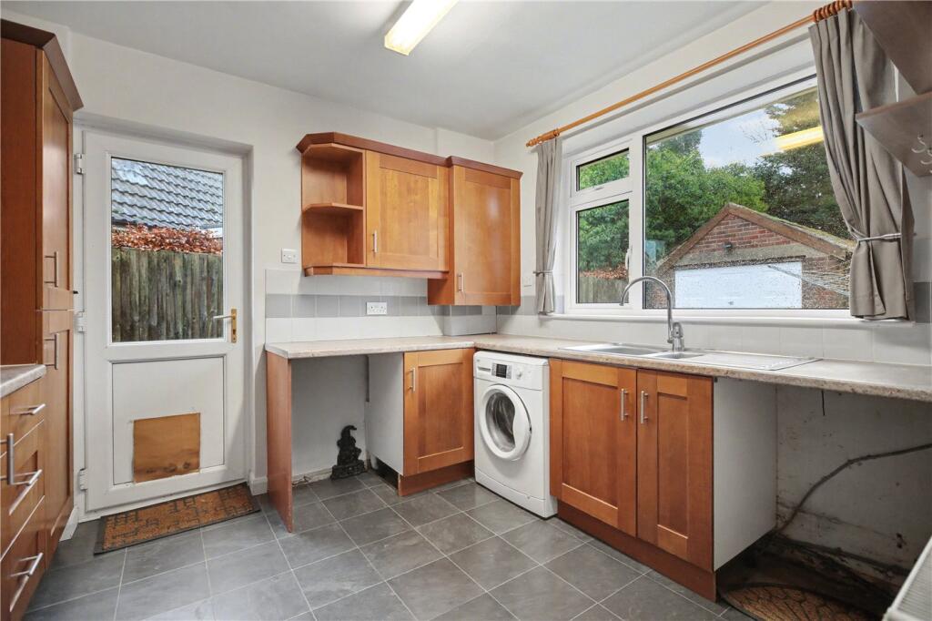 Heath Close, Hellesdon, Norwich, Norfolk, NR6 photo 2