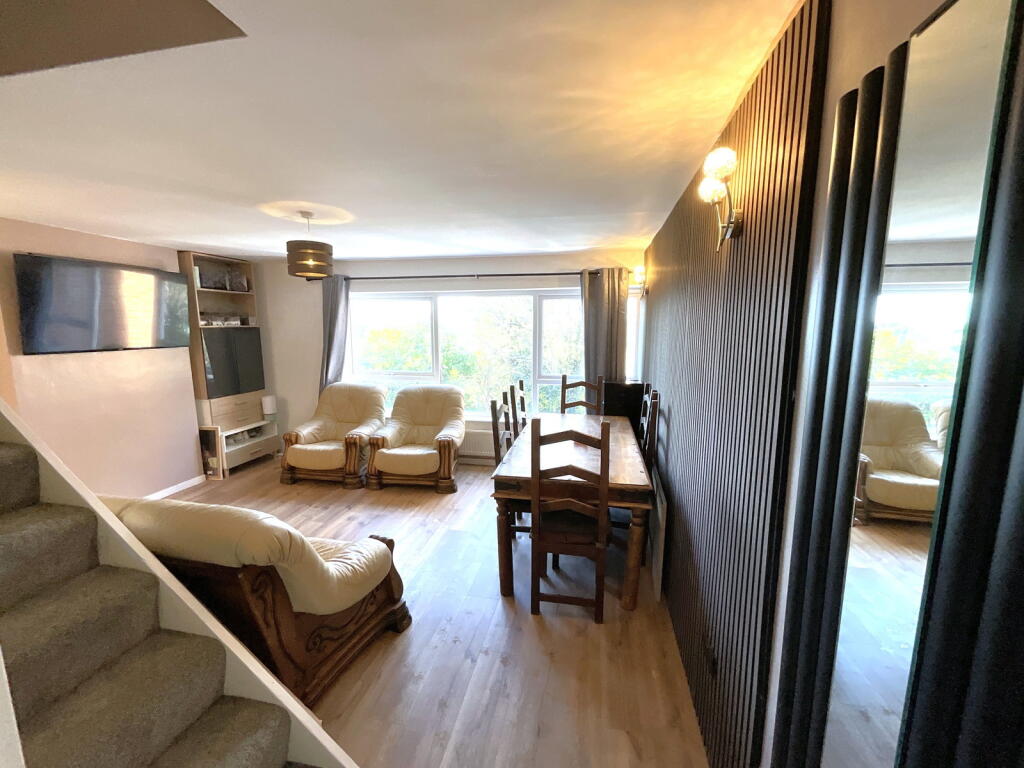 Additional image 3 of HALESOWEN, Loughton Grove