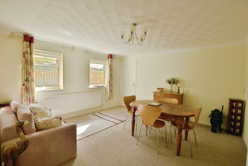 House in Littlestone, Littlestone on Sea, New Romney - View 4