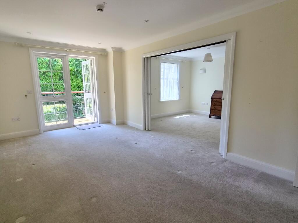 Wiltshire Road, Wokingham - More