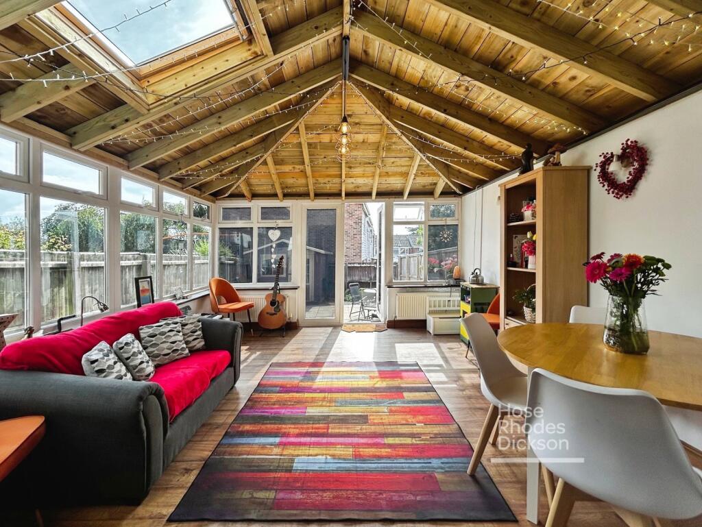 House in Cowes, Northwood - View 3