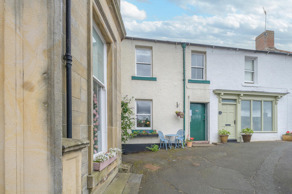 No. 1, 14-15 Market Place, Wooler, Northumberland photo 4