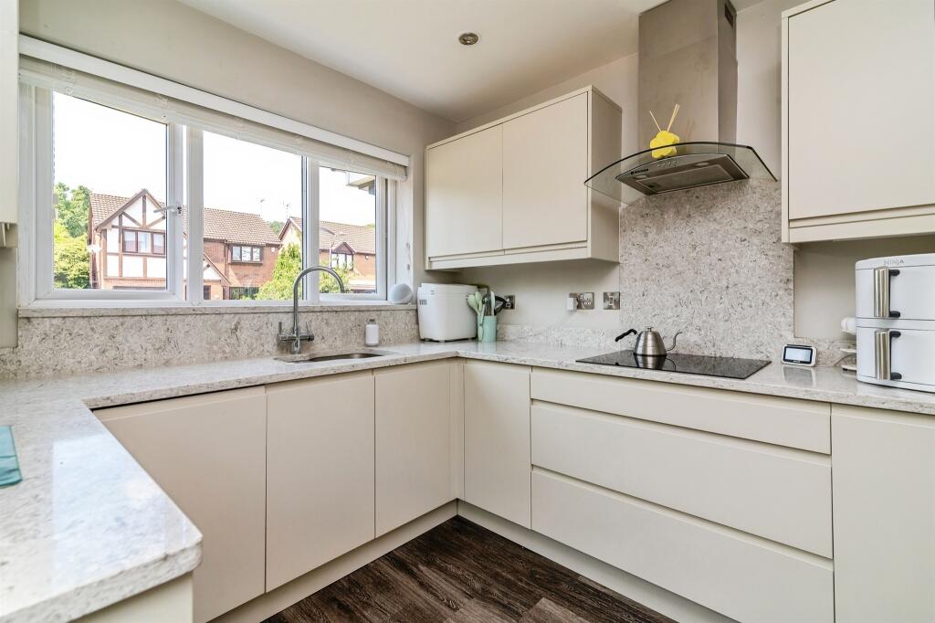 House in Nottingham, Gedling - View 6