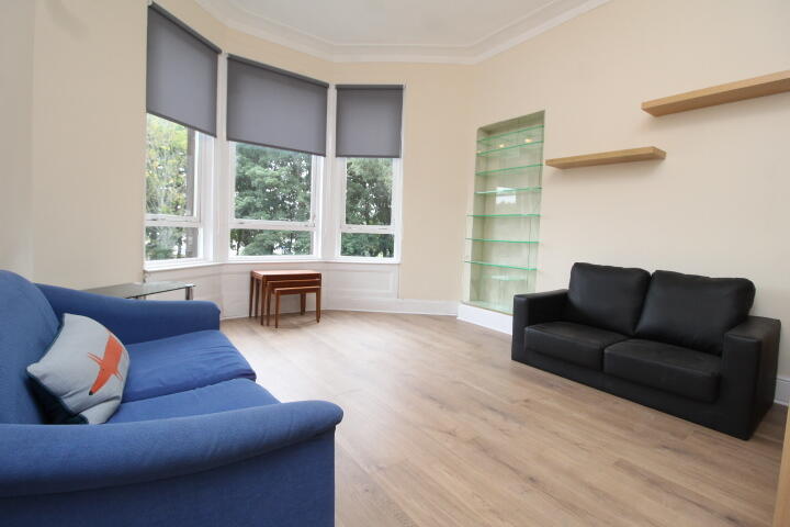 Apartment in Glasgow - View 2