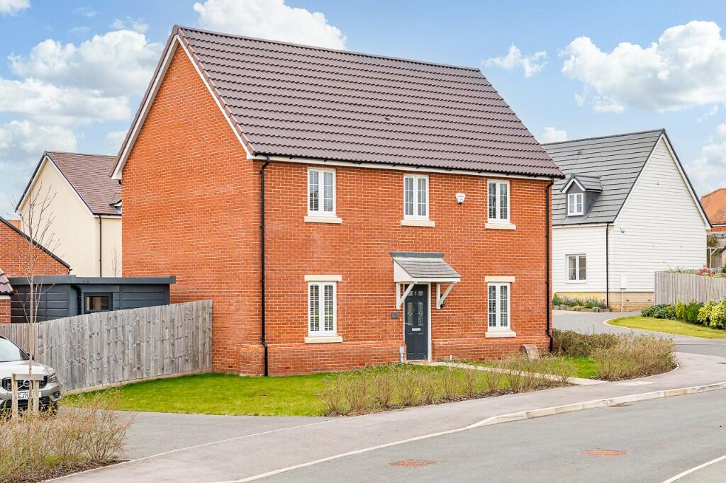 4-bed detached on Hurry Close, Buntingford, Hertfordshire, SG9, £770,000