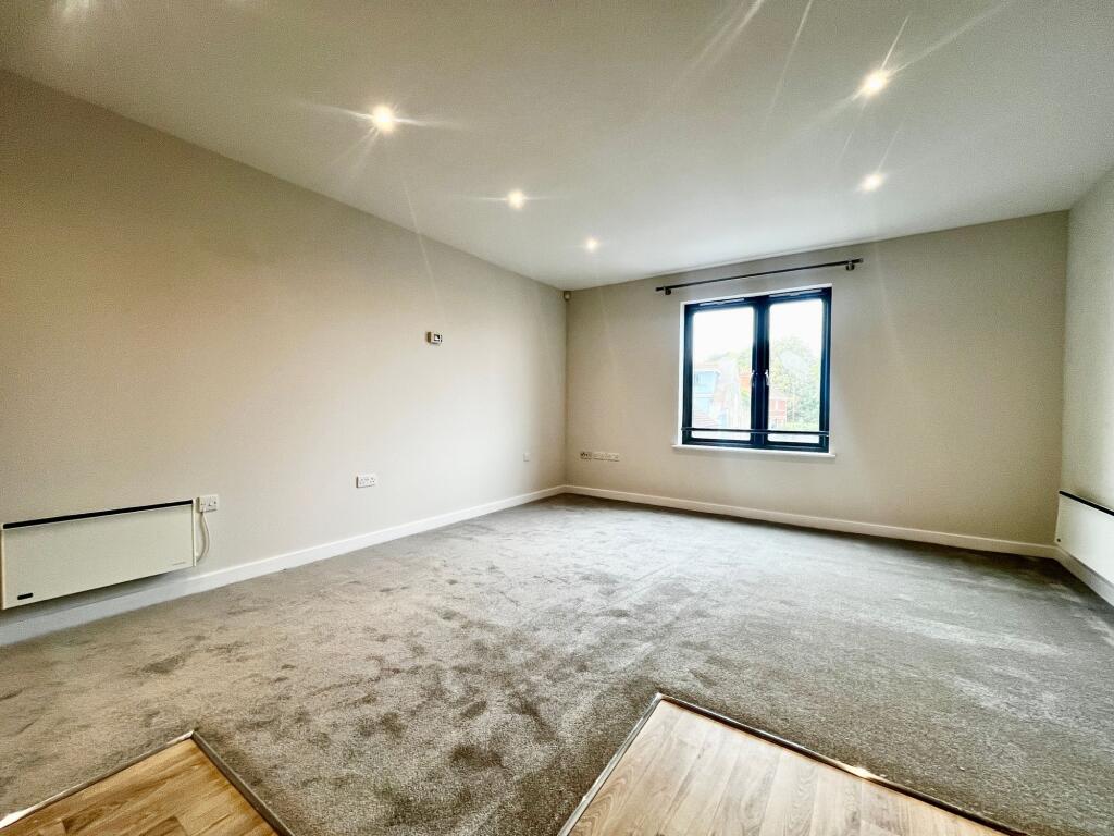 Apartment in Bristol - More