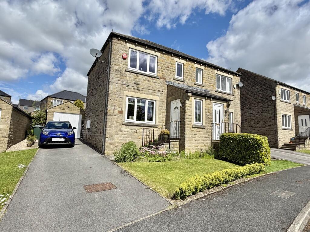 2-bed semi-detached on Pasture Avenue, Oakworth, Keighley, BD22, £229,995