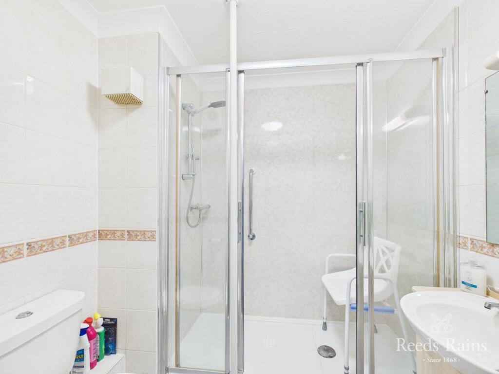 Apartment in Middlesbrough - View 5