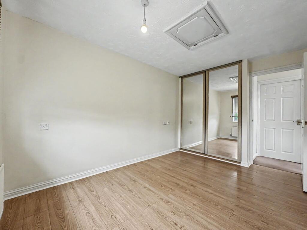 House in Ipswich - View 4