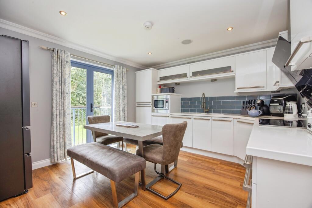 House in Plymouth - View 3