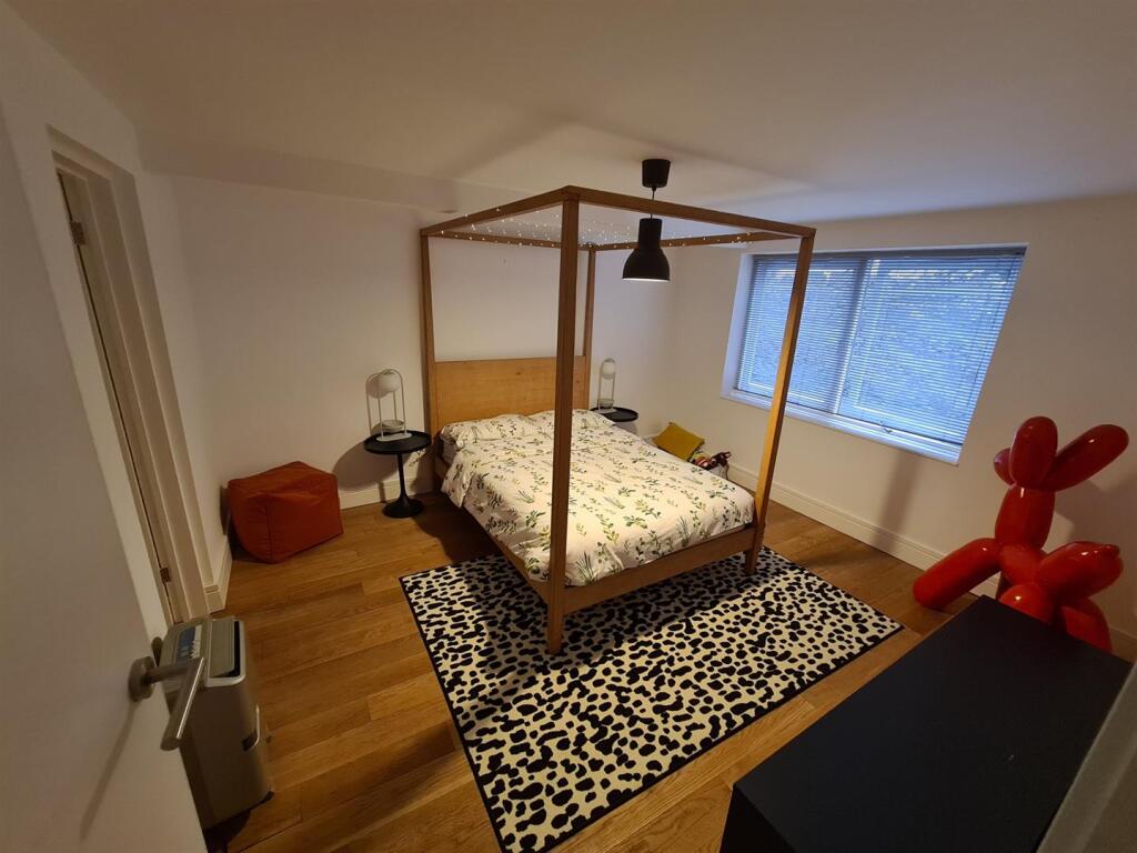 Apartment in Midsomer Norton, Hayes Park - View 5