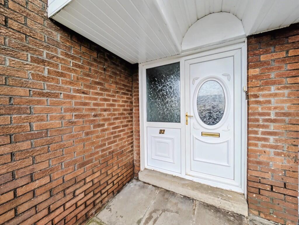 32 Parkend Road, Saltcoats, KA21 5JR photo 3