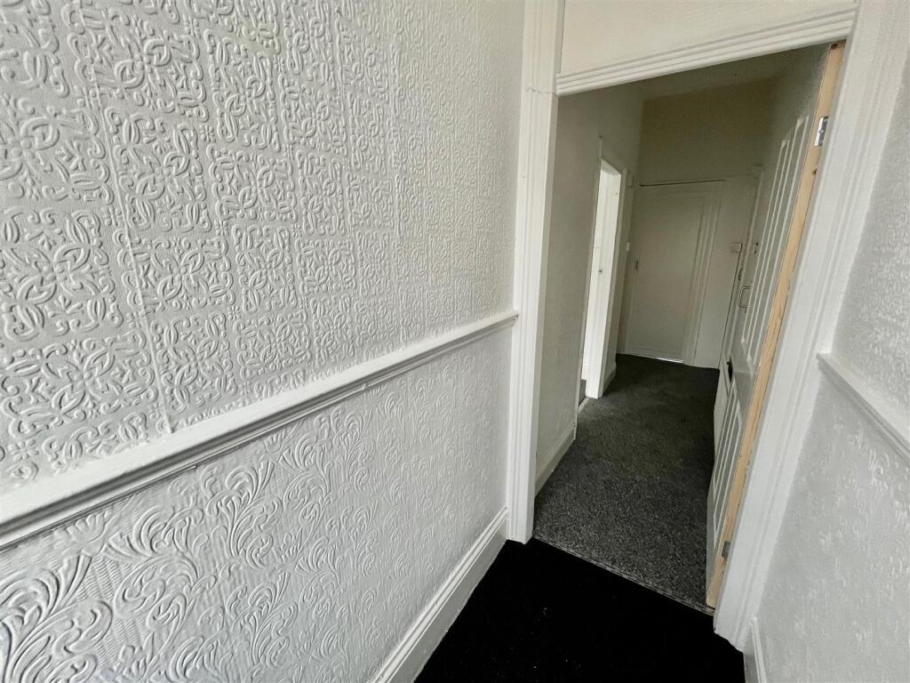 Apartment in Newcastle upon Tyne - View 5
