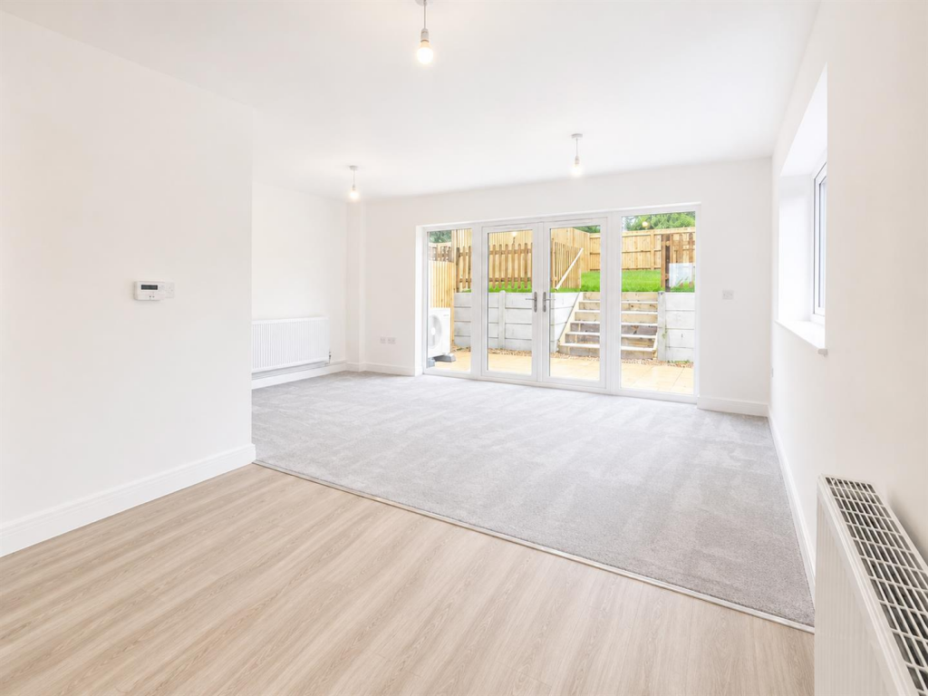 House in Parkeston, Ramsey and Parkeston - View 3