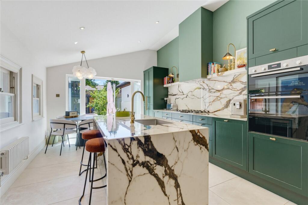 Main image of property: Malwood Road, SW12