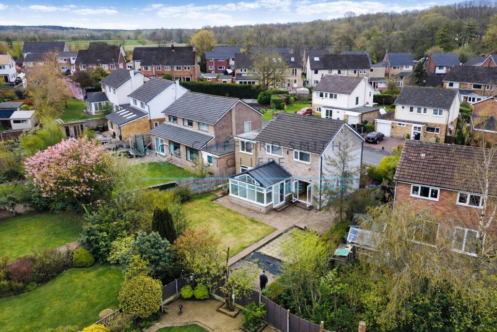 Kenilworth Close, Padiham photo 2