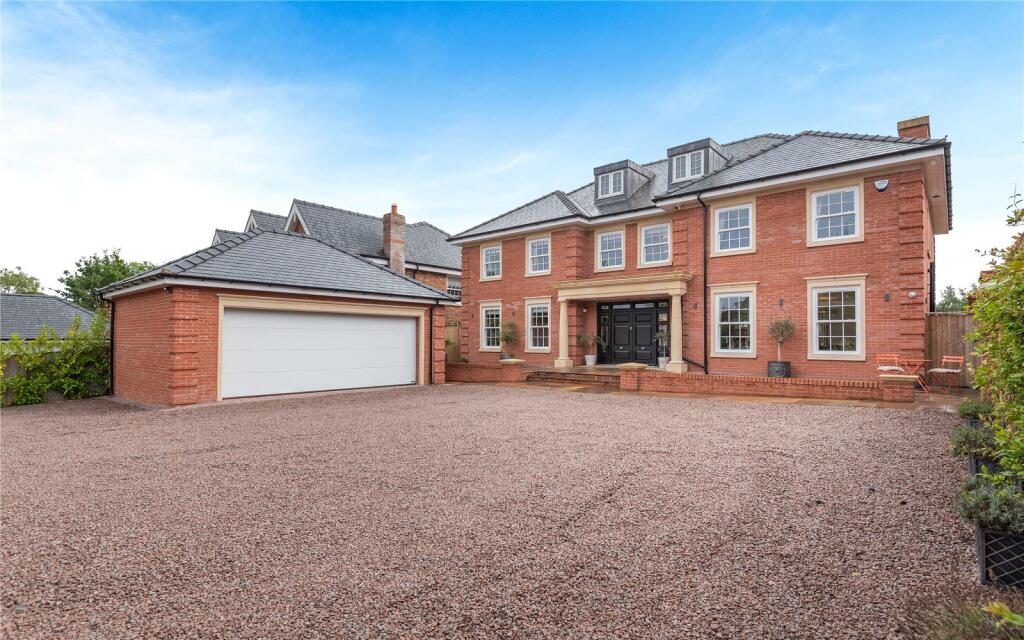 Main image of property: Oakmont, 125 Main Road, Hundleby, Spilsby, PE23