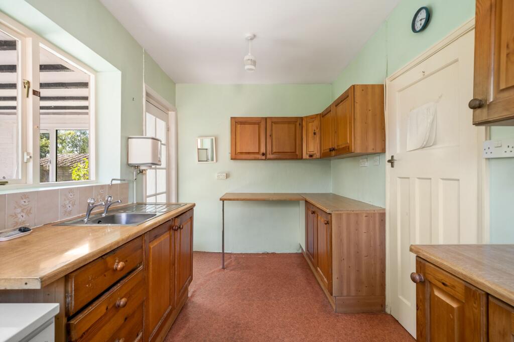 House in Tonbridge - View 4