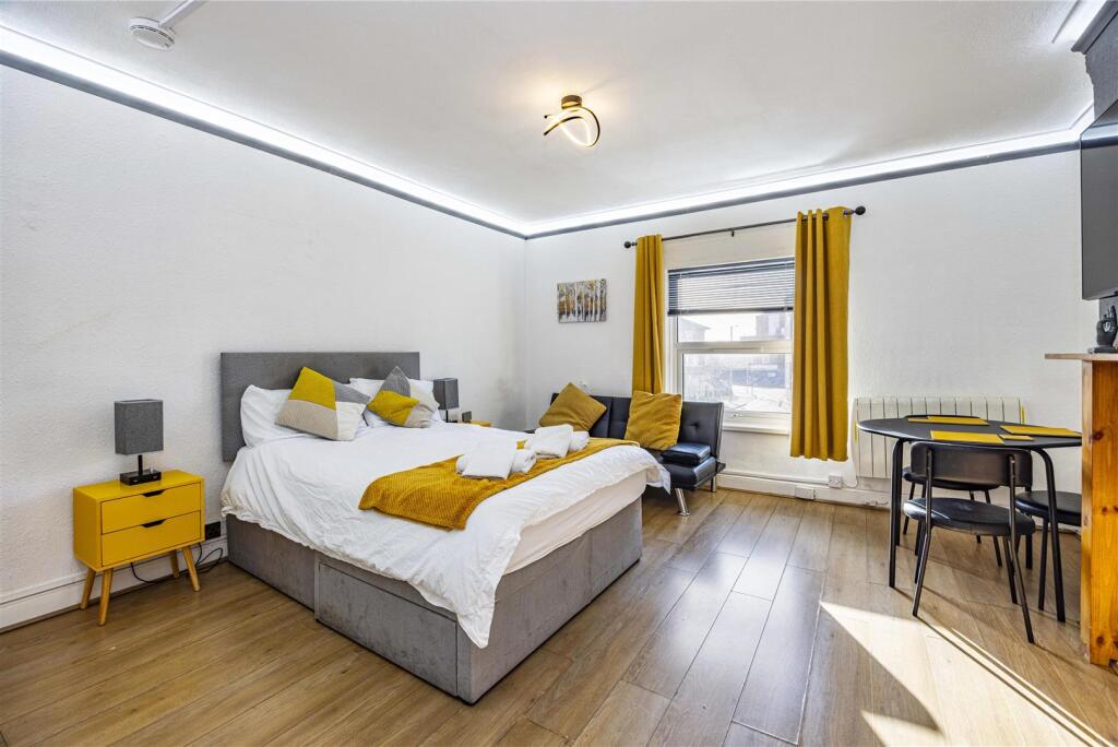 Main image of property: Alfreton Road, Nottingham