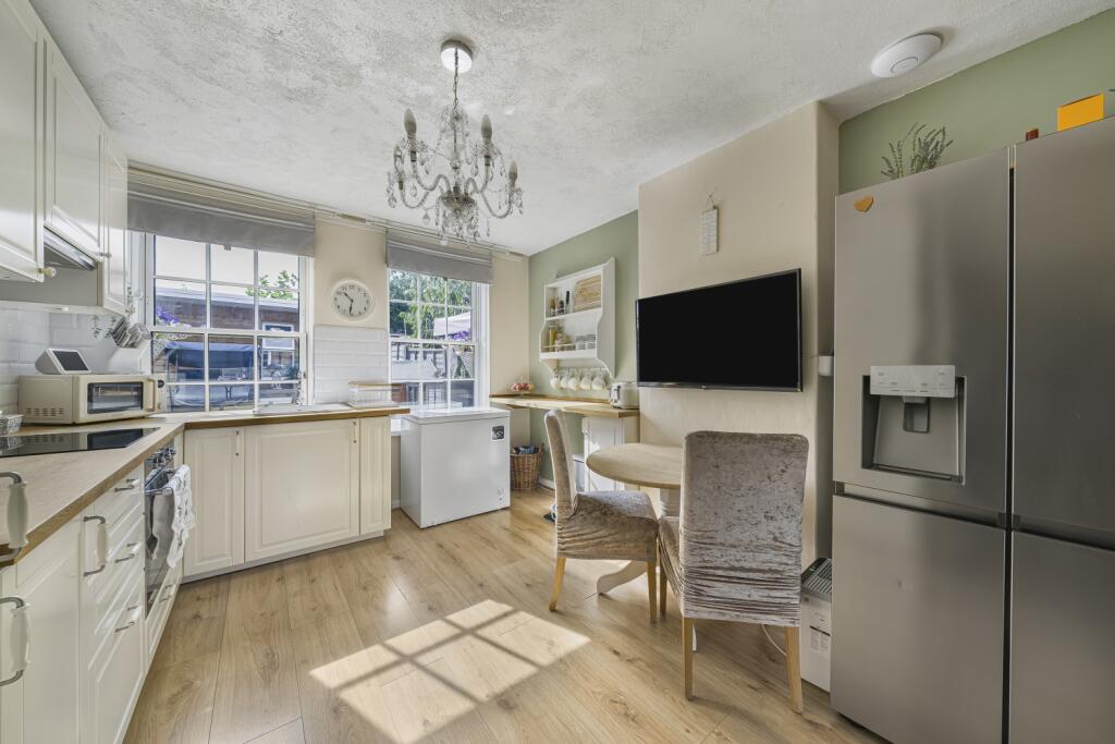 House in London - View 4