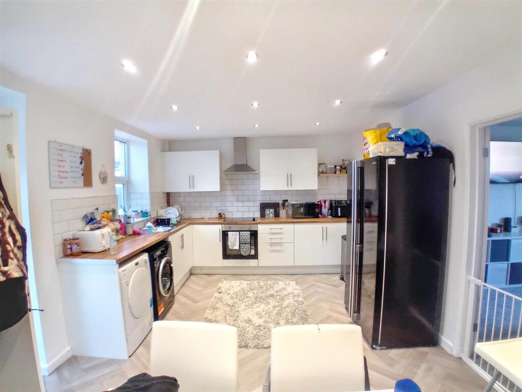 Ewehurst Crescent, Dipton, Stanley photo 4