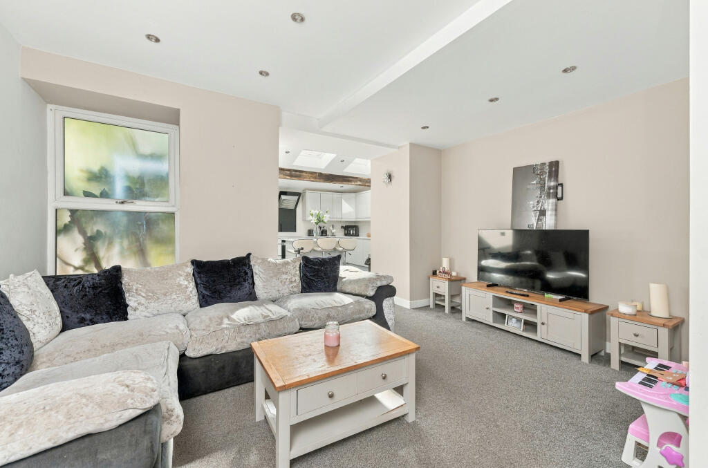 Apartment in Halifax - View 2