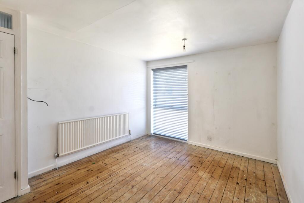 Dene Rise, Witney, Oxfordshire photo 5