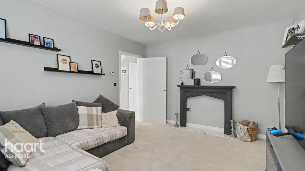 Main image of property: Ryeland Way, Ashford